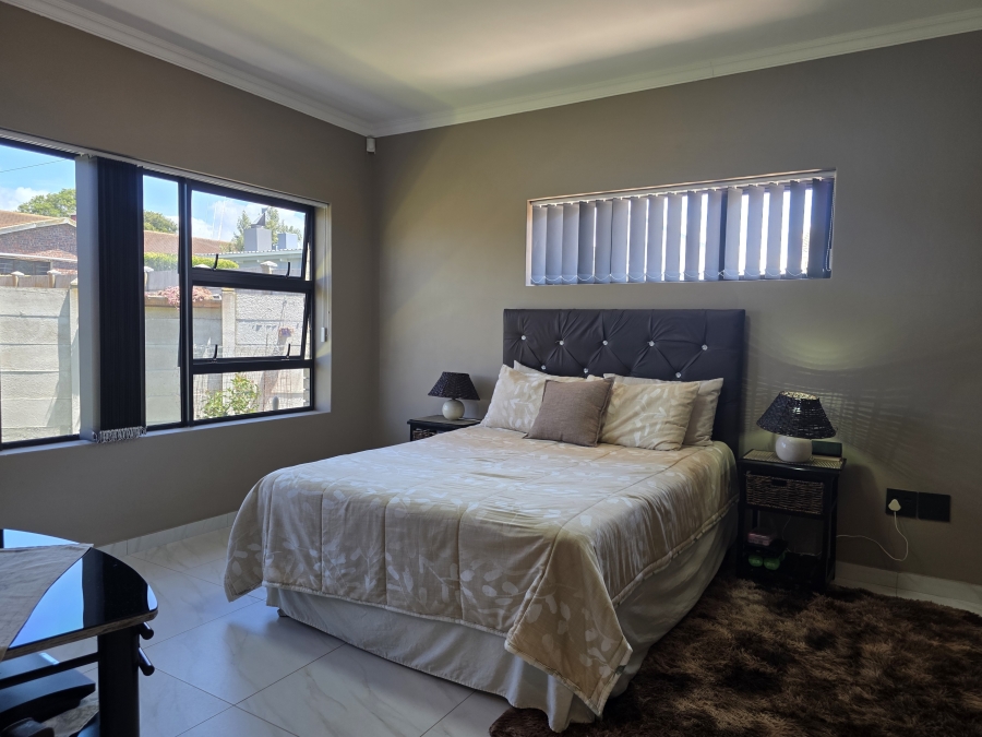 3 Bedroom Property for Sale in Wavecrest Eastern Cape